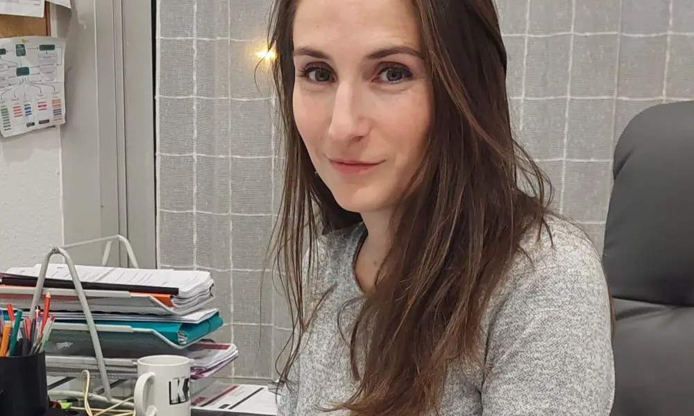 Sarah Bonnet, 38 ans : de la philosophie politique à la Direction Générale du Palais des Congrès de Perpignan, une Reconversion Inspirante