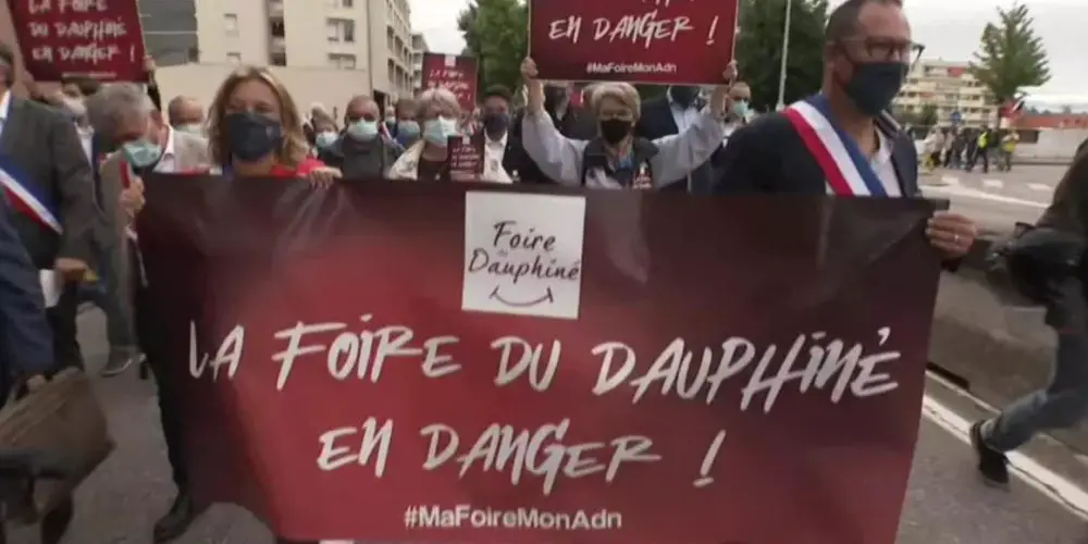 Mobilisation efficace devant la menace d’interdiction de la Foire du Dauphiné