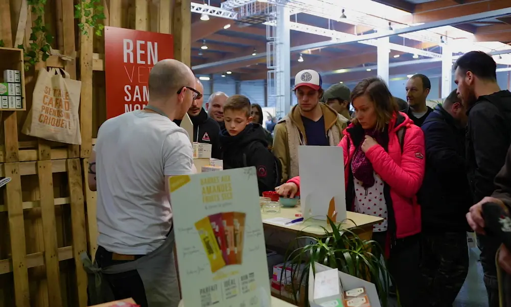 Pourquoi se rendre à un salon d’exposition : La valeur irremplaçable des rencontres en face à face